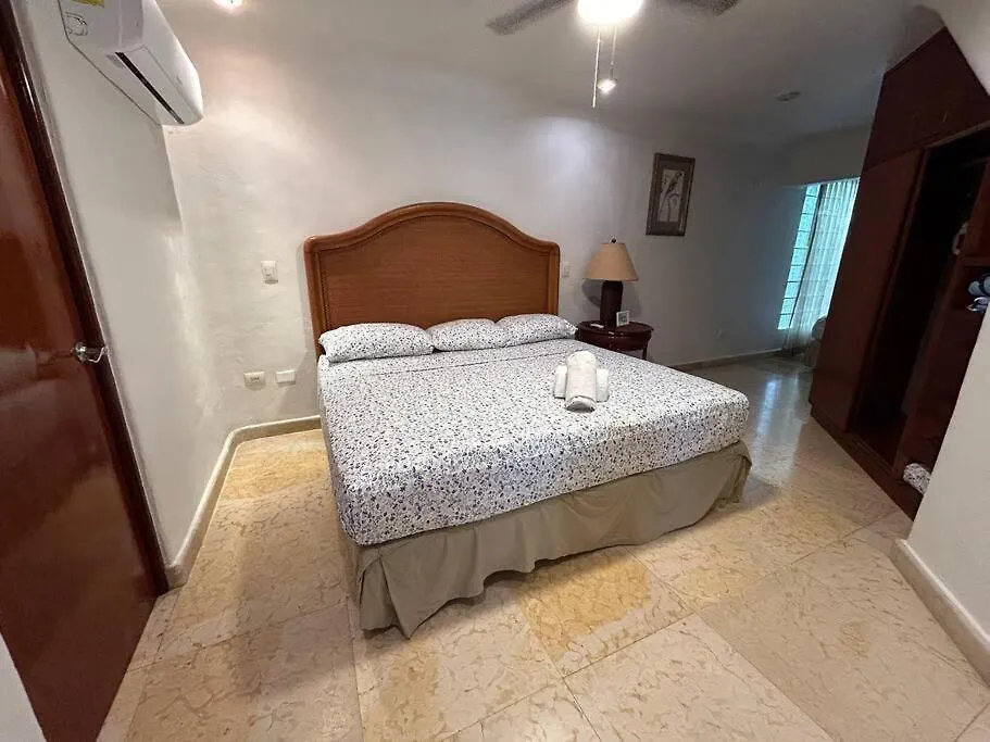 Apartmán Angel Azul 16 Pasos De La Playa Playa del Carmen 0*,  Mexiko